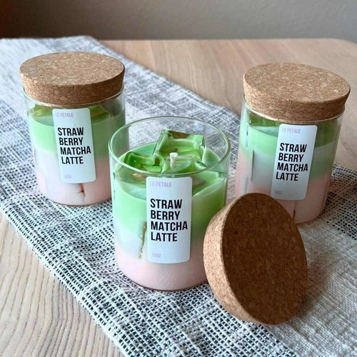 Duftkerze strawberry matcha - strawberry,